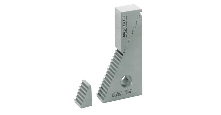 Universal-Spannunterlage Gr. 3 131 x 68 x 30 mm