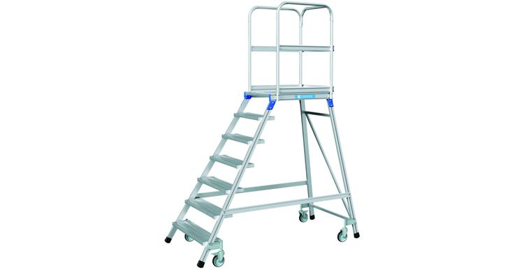 Mobile platform steps, accessible from one side, 7 steps, platform height 1.68 m